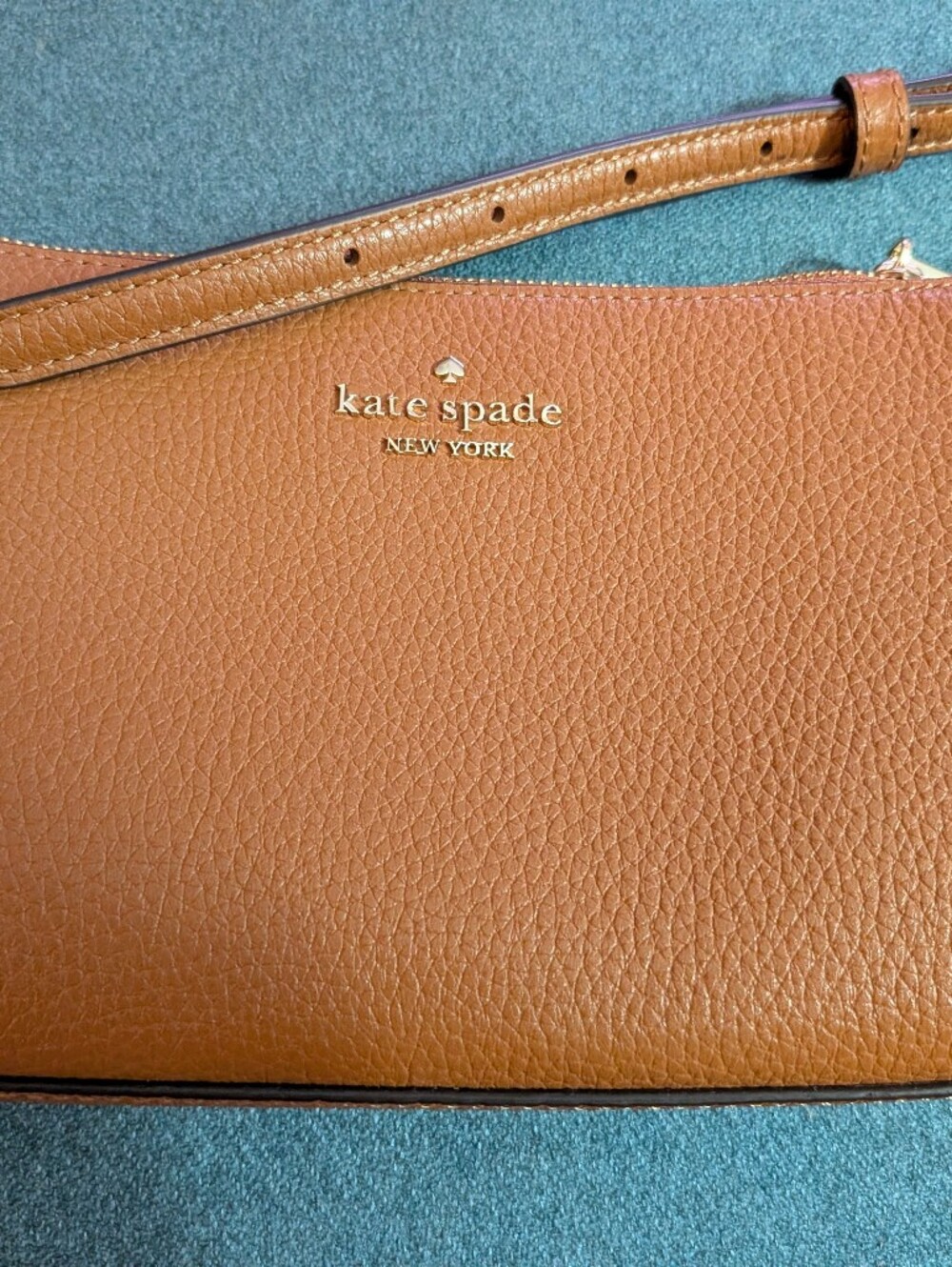 Kate Spade New York Leila Mini Zip Top Crossbody